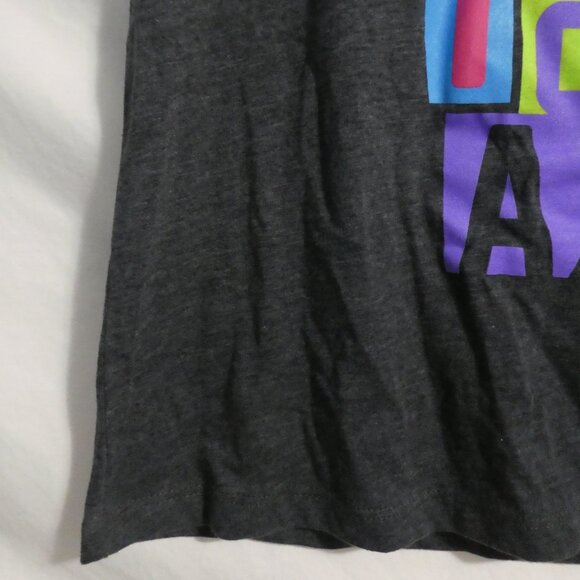 ME TO WE STYLE | small | Graphic Charcoal V-Neck Tee / T-Shirt | Made In Canada - Picture 7 of 14